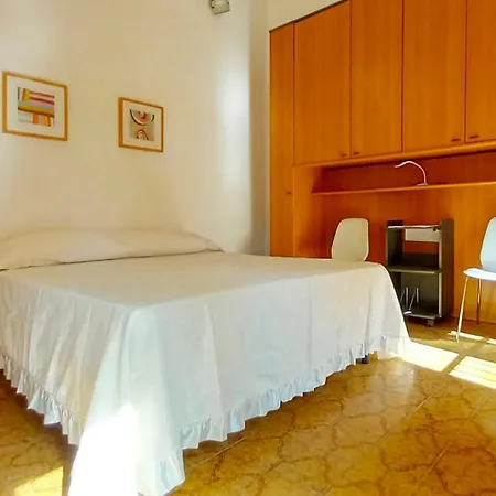 Intera Casa Con Giardino A 2 Min A Piedi Dal Mare * Гроттамаре